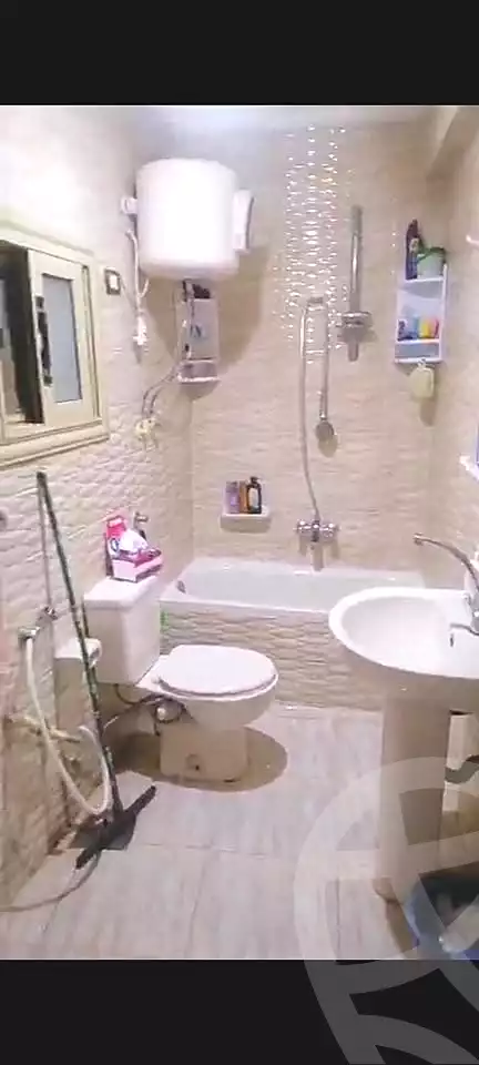 https://aqarmap.com.eg/en/listing/7287887-for-sale-alexandria-el-mandara-alex-el-mandara-qebli-el-zohour-city