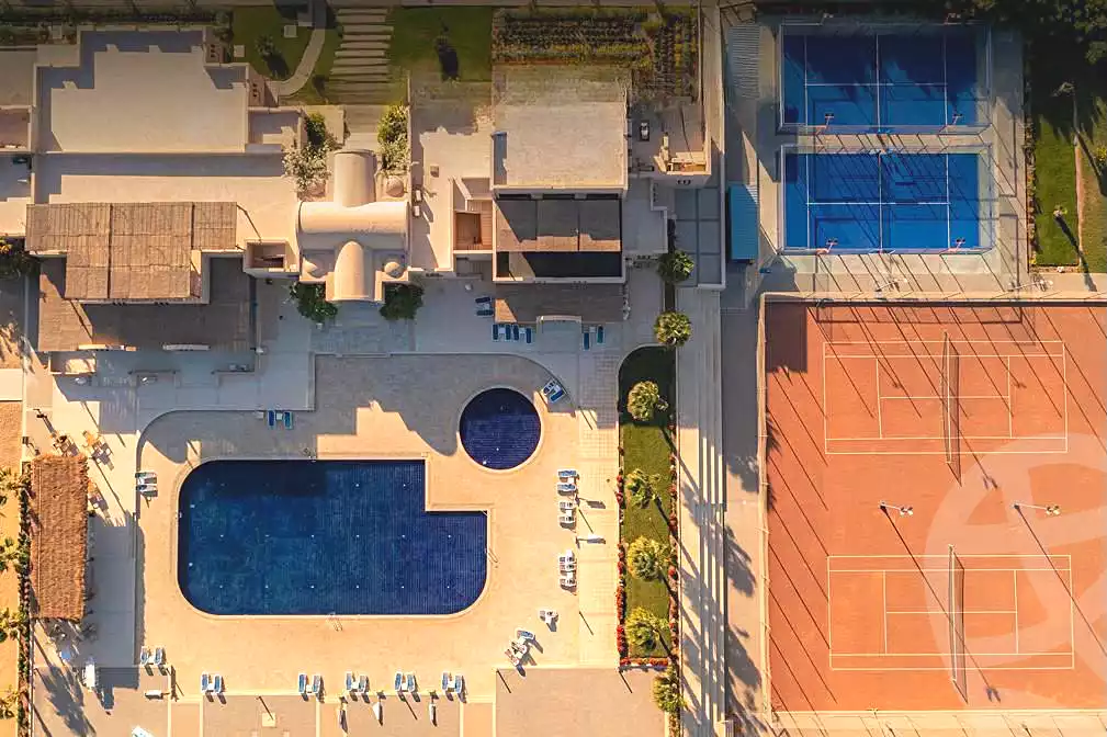 https://aqarmap.com.eg/ar/listing/7287943-for-sale-red-sea-hurghada-resorts-mkdy-hyts