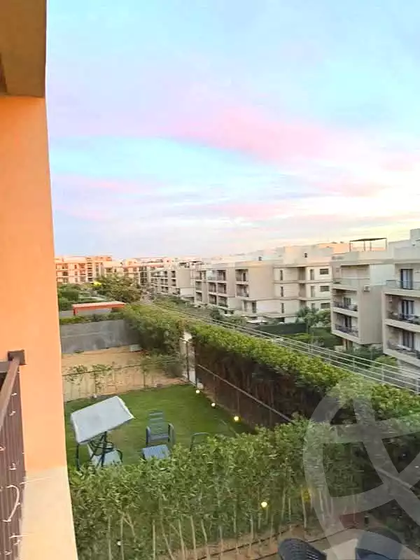 3 BR Loft in Fifth Square Al Marasem, photo 7 of 9