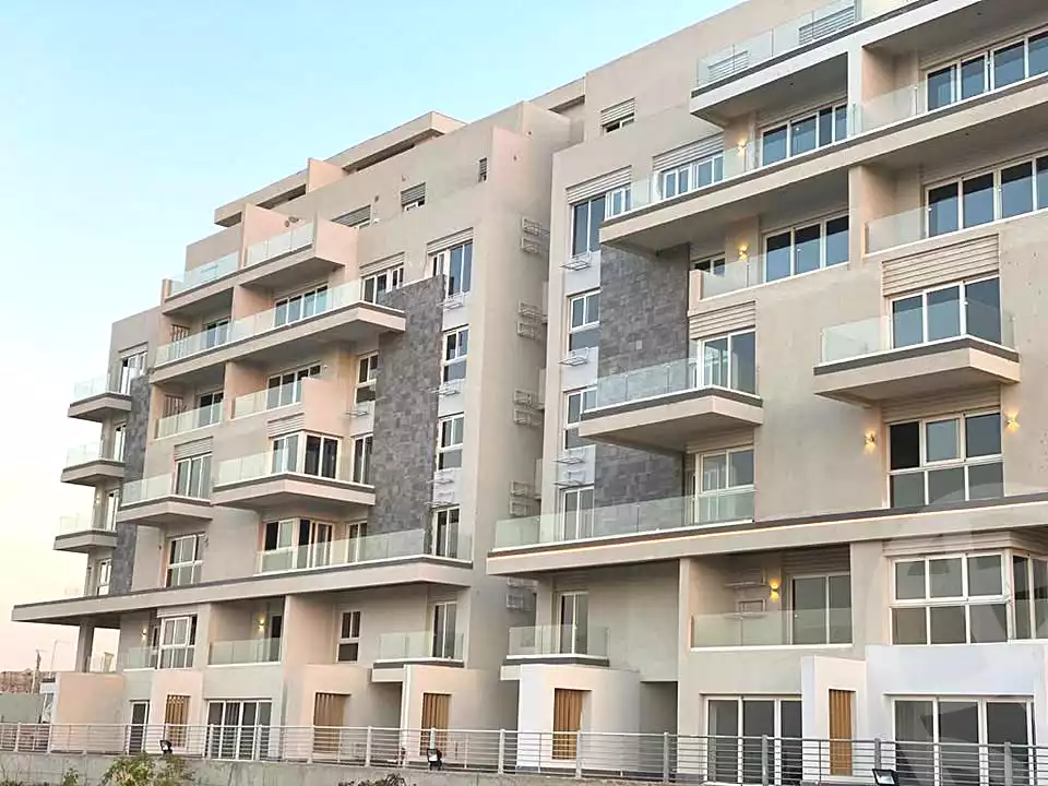 https://aqarmap.com.eg/en/listing/7288066-for-sale-cairo-new-cairo-compounds-mwntn-fyw-y-syty-club-park-mountain-view-icity