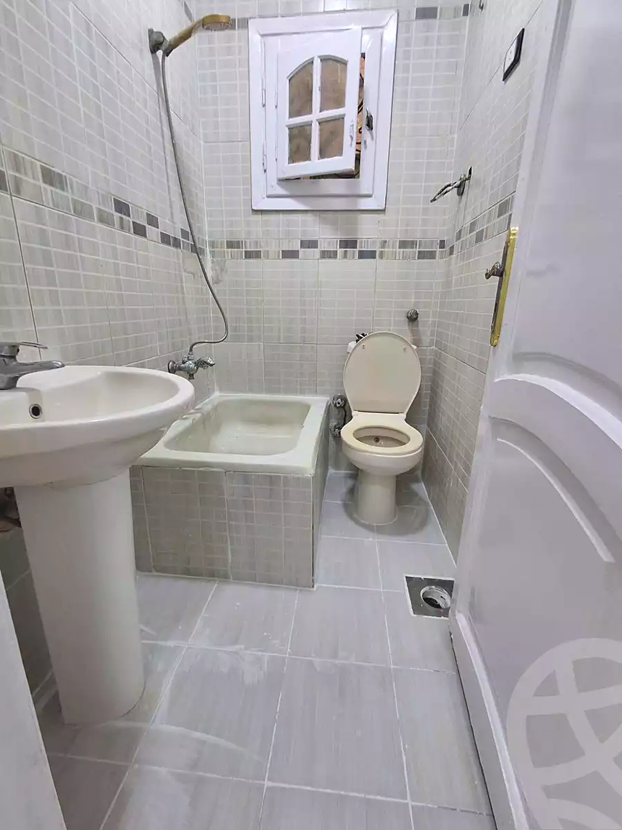 https://aqarmap.com.eg/ar/listing/7288327-for-sale-alexandria-al-agamy-shataa-el-nakheel