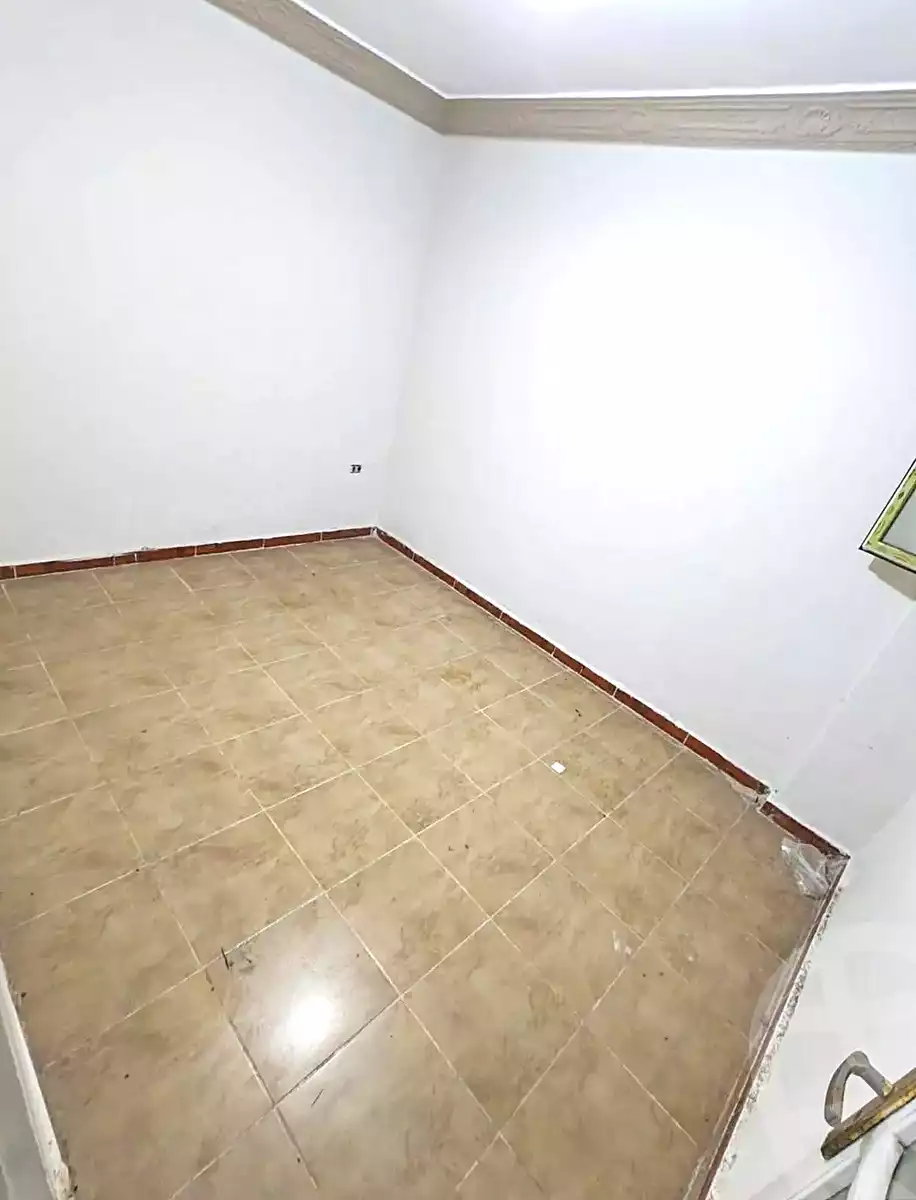 https://aqarmap.com.eg/en/listing/7289075-for-sale-alexandria-al-agamy-el-hanouvel-el-salam-st