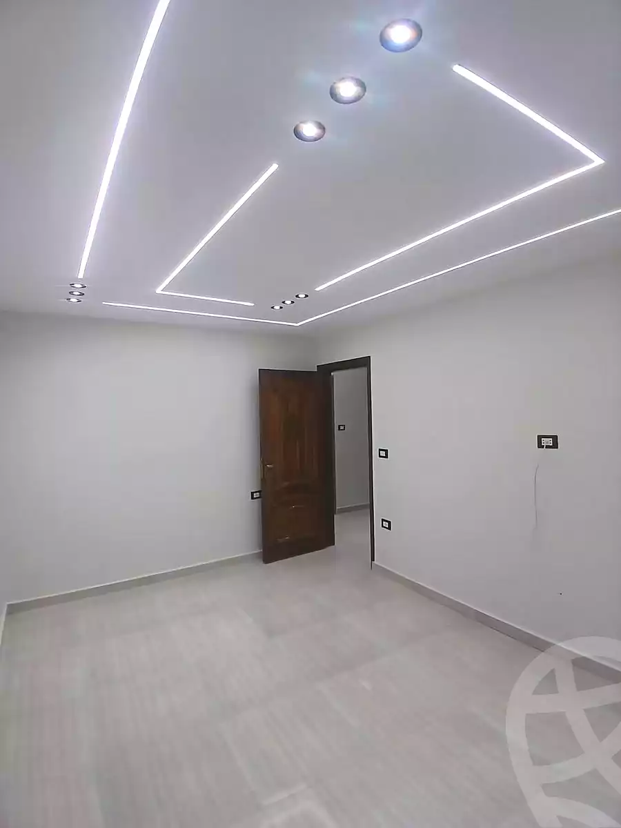 https://aqarmap.com.eg/en/listing/7289167-for-sale-alexandria-al-agamy-lbytsh-el-saleheen-mosque-st