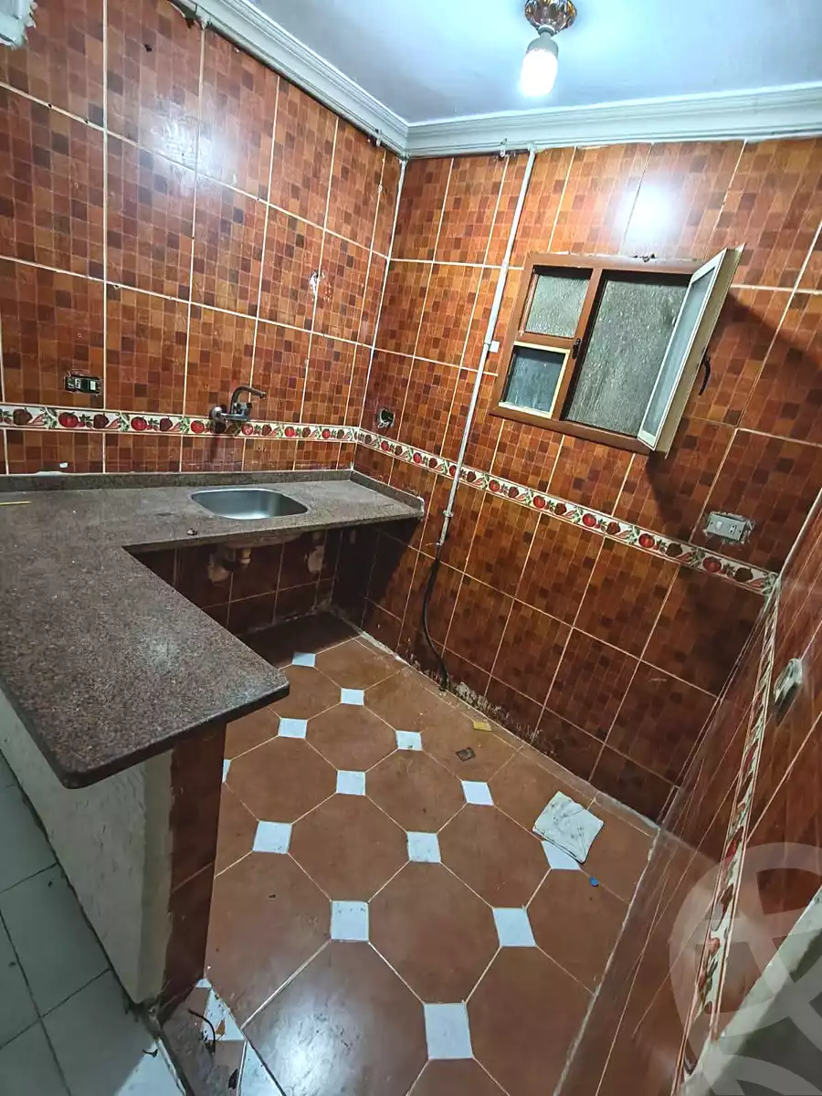 https://aqarmap.com.eg/ar/listing/7289169-for-sale-alexandria-al-agamy-el-hanouvel-radwan-st