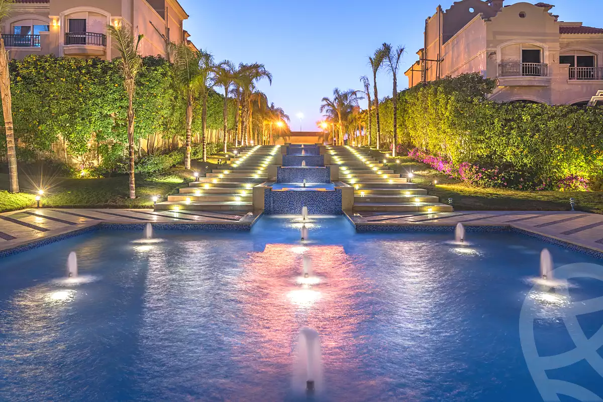 https://aqarmap.com.eg/ar/listing/7289255-for-sale-cairo-new-cairo-compounds-el-patio-oro