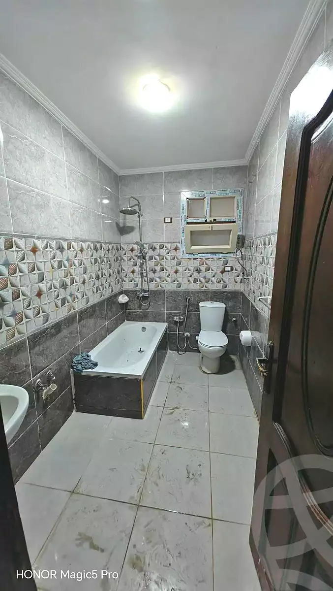 https://aqarmap.com.eg/en/listing/7289645-for-rent-cairo-helwan-sherif-st