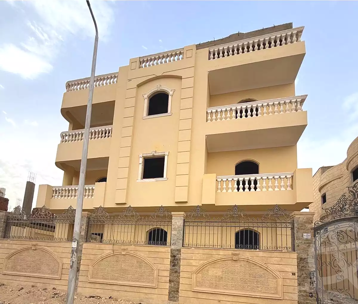 https://aqarmap.com.eg/ar/listing/7289726-for-sale-sohag-mdyn-swhj-ljdyd-lhy-lwl