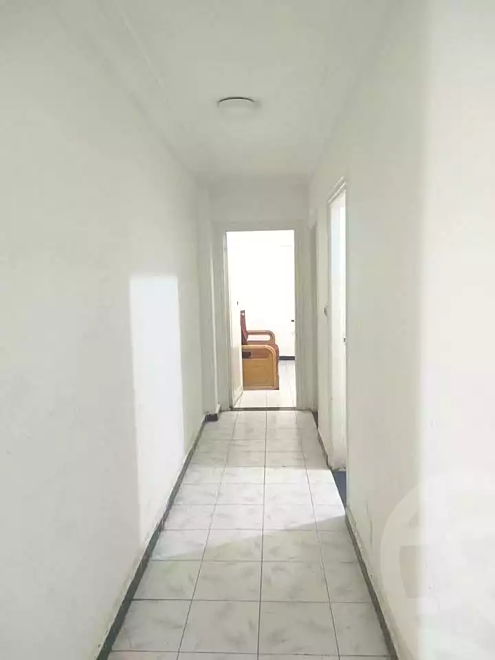 https://aqarmap.com.eg/ar/listing/7289854-for-sale-alexandria-miami-el-gaish-rd-st