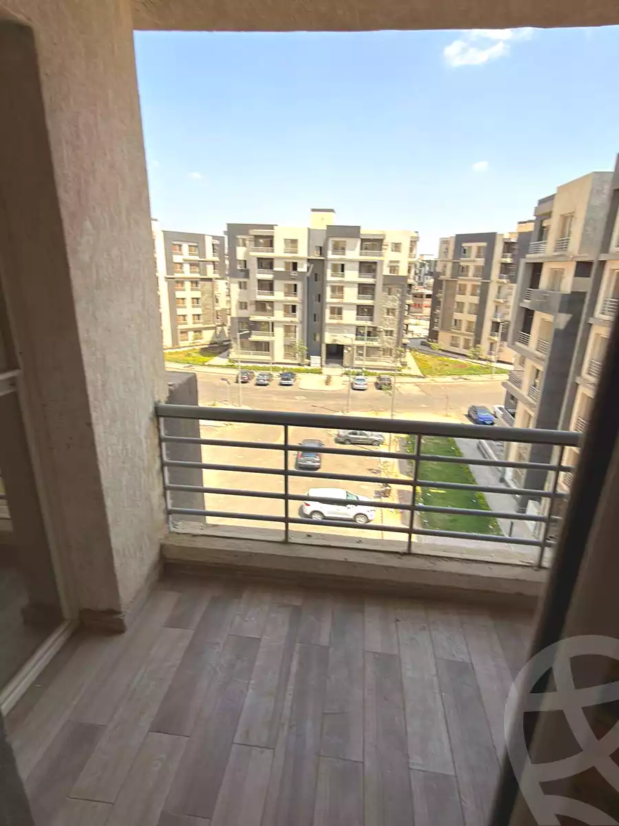 https://aqarmap.com.eg/en/listing/7289877-for-sale-cairo-6th-of-october-mntq-fr-y-b-6-ktwbr