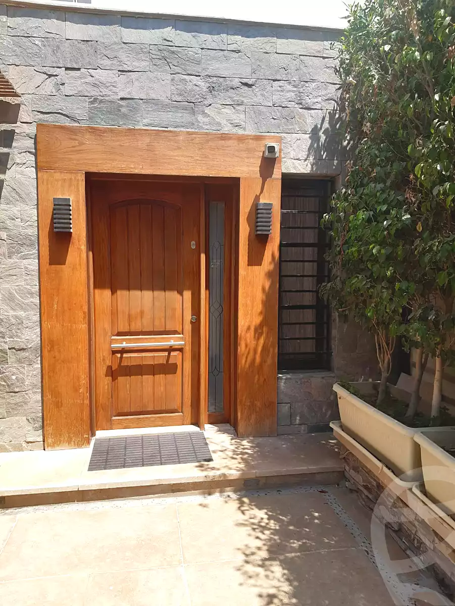 https://aqarmap.com.eg/ar/listing/7289936-for-rent-cairo-new-cairo-compounds-hyde-park-centre-ville-hyde-park