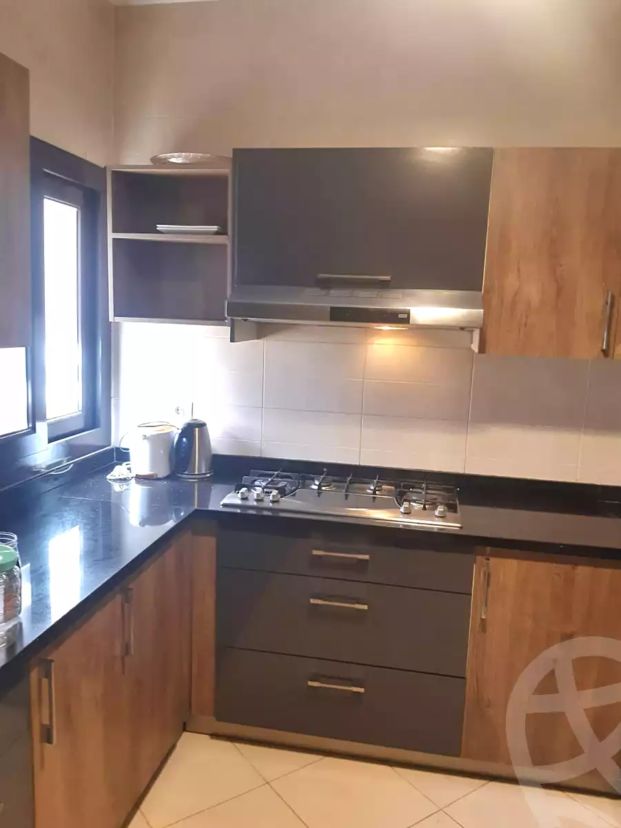 https://aqarmap.com.eg/ar/listing/7289936-for-rent-cairo-new-cairo-compounds-hyde-park-centre-ville-hyde-park