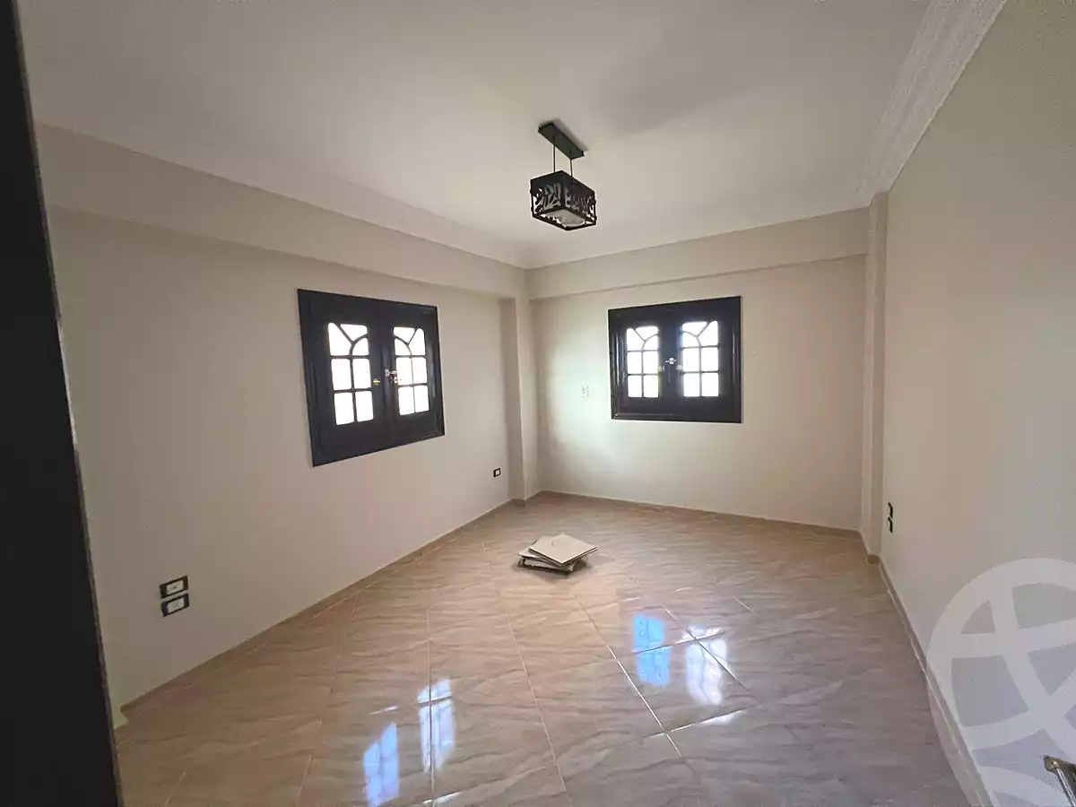 https://aqarmap.com.eg/en/listing/7290017-for-sale-cairo-el-sheikh-zayed-city-el-hay-elsabeaa-lbstn