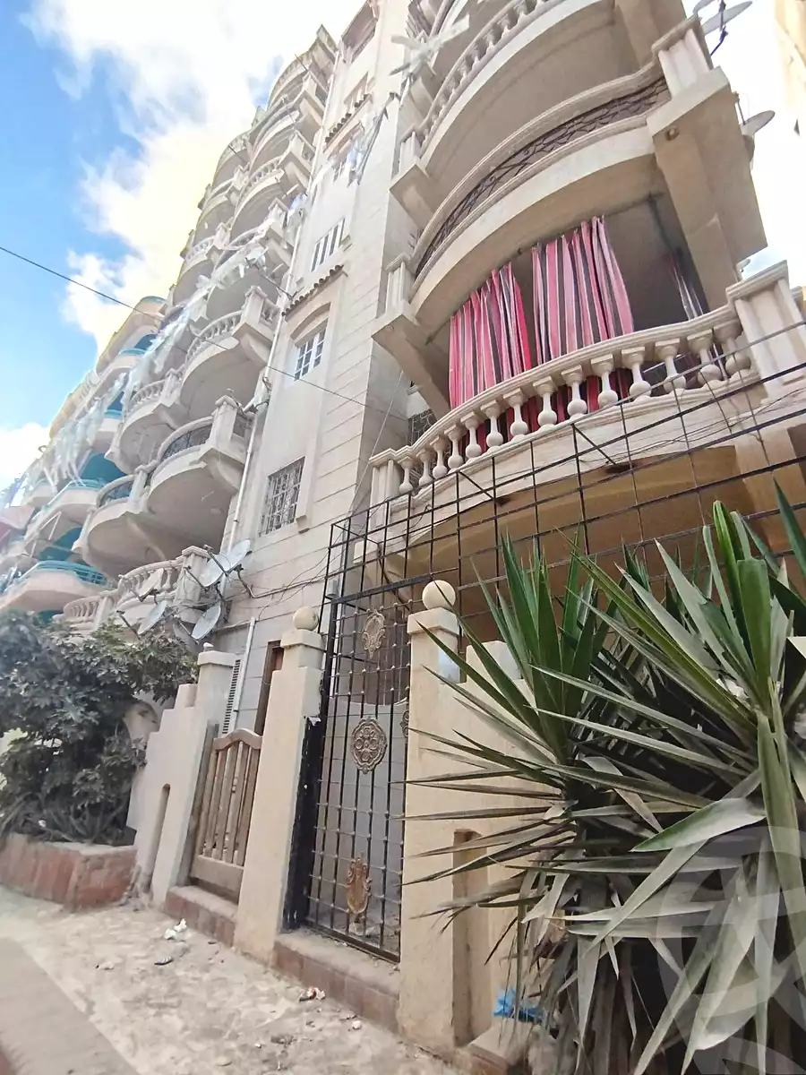 https://aqarmap.com.eg/en/listing/7290160-for-sale-alexandria-al-agamy-shataa-el-nakheel