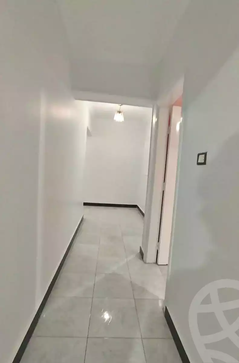 https://aqarmap.com.eg/ar/listing/7290173-for-sale-cairo-helwan-helwan-el-sharkeya-khesro-basha-st