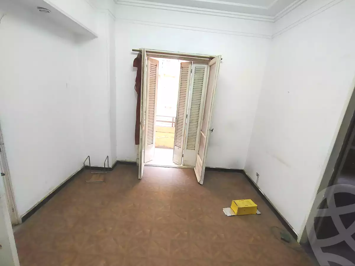 https://aqarmap.com.eg/ar/listing/7290290-for-rent-cairo-downtown-bab-el-loaa-el-tahrir-st