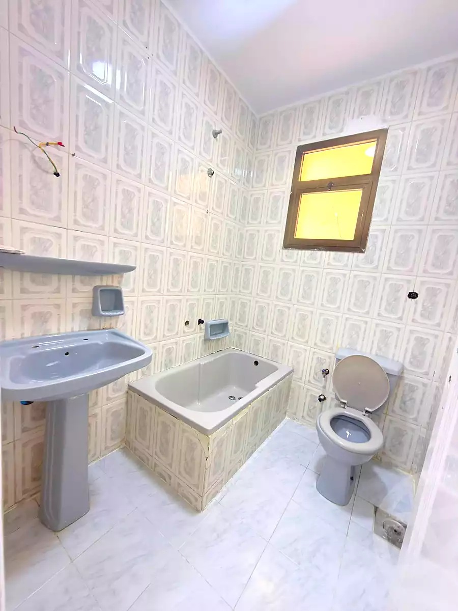 https://aqarmap.com.eg/en/listing/7290440-for-sale-alexandria-al-agamy-shataa-el-nakheel