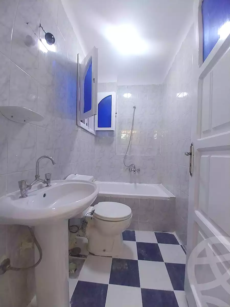 https://aqarmap.com.eg/en/listing/7290483-for-sale-alexandria-al-agamy-shataa-el-nakheel