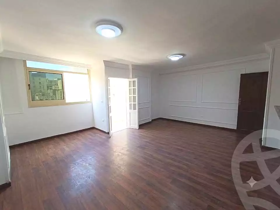 https://aqarmap.com.eg/ar/listing/7290485-for-sale-alexandria-sydy-bshr