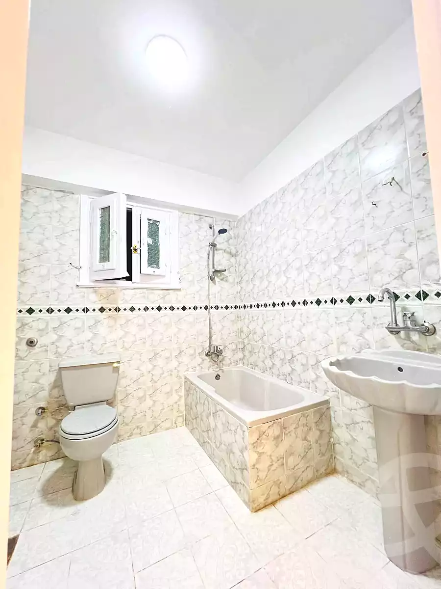 https://aqarmap.com.eg/ar/listing/7290601-for-sale-alexandria-al-agamy-shataa-el-nakheel