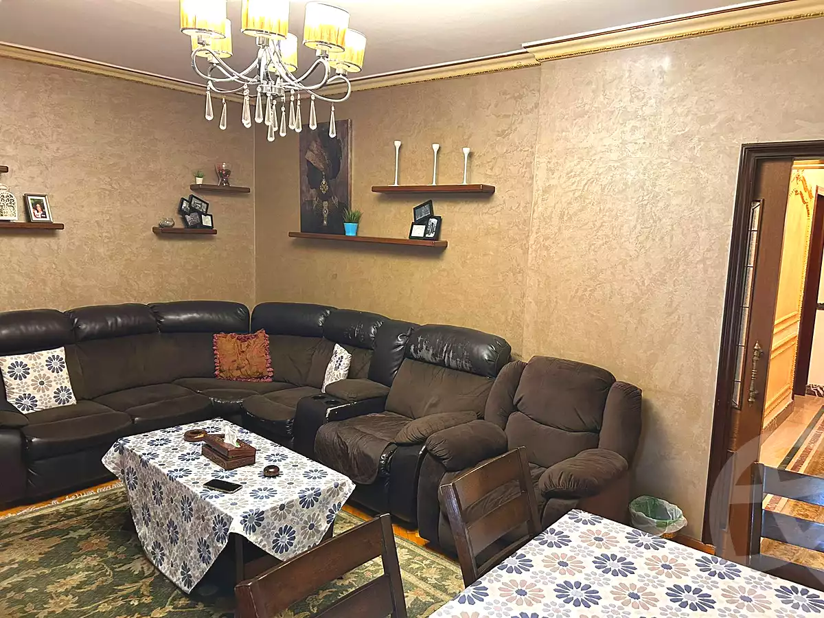 https://aqarmap.com.eg/ar/listing/7290607-for-sale-alexandria-smouha-albert-al-awal-st