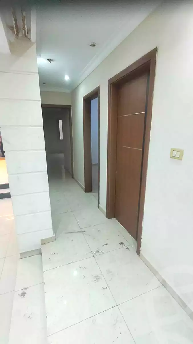 https://aqarmap.com.eg/ar/listing/7290932-for-rent-cairo-helwan-sherif-st