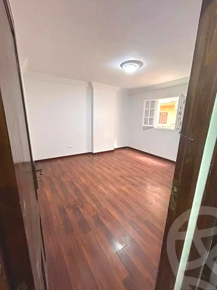 https://aqarmap.com.eg/en/listing/7291009-for-sale-alexandria-sydy-bshr-sydy-bshr-bhry-shr-mhmwd-l-yswy
