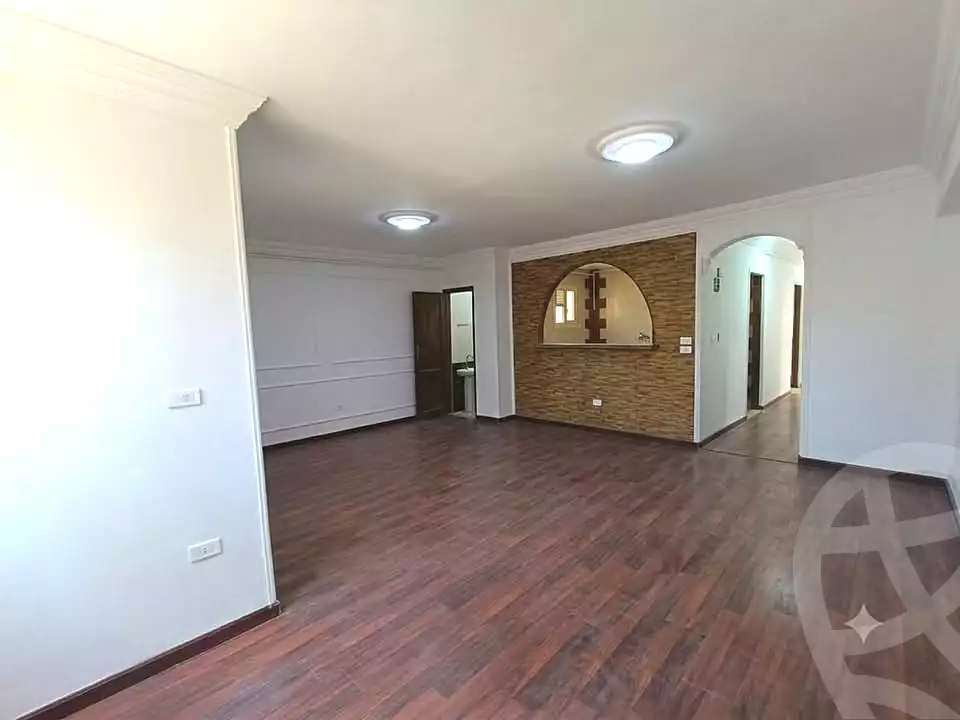 https://aqarmap.com.eg/en/listing/7291009-for-sale-alexandria-sydy-bshr-sydy-bshr-bhry-shr-mhmwd-l-yswy