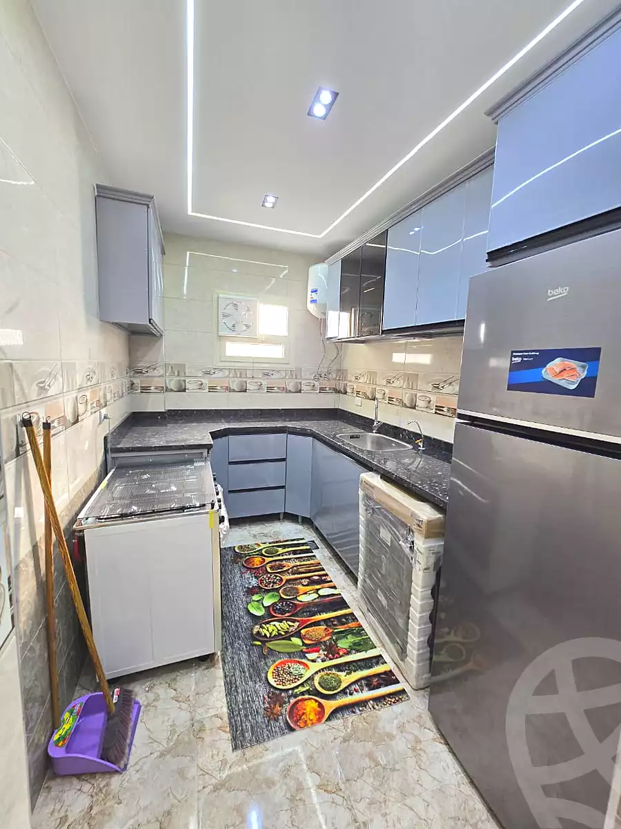 https://aqarmap.com.eg/en/listing/7291129-for-rent-cairo-6th-of-october-el-ahyaa-neighborhood-1st-rich-bake-st