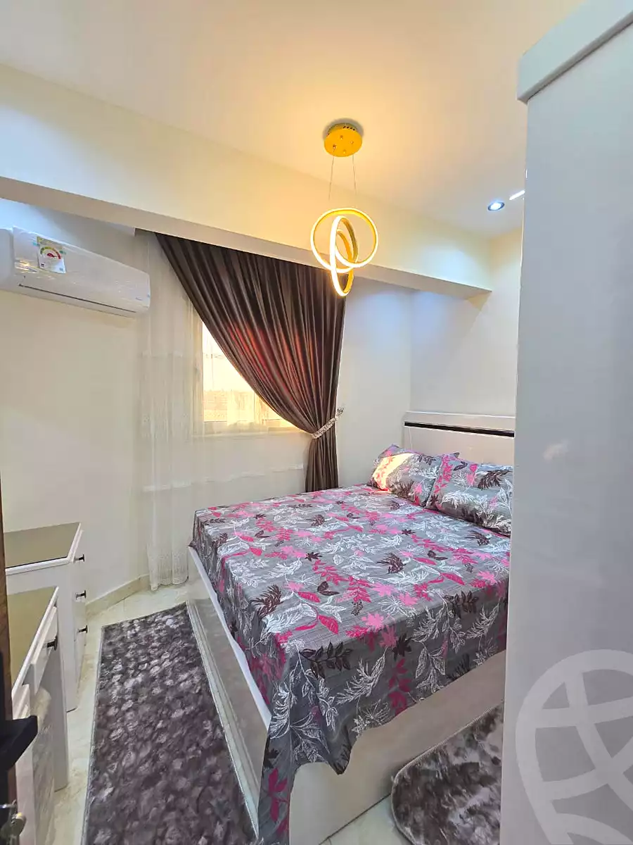 https://aqarmap.com.eg/en/listing/7291129-for-rent-cairo-6th-of-october-el-ahyaa-neighborhood-1st-rich-bake-st