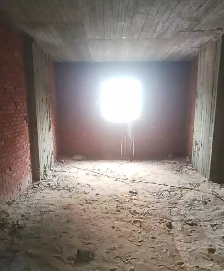https://aqarmap.com.eg/ar/listing/7291436-for-sale-alexandria-al-agamy-lbytsh-bianchiii