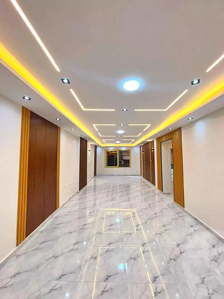 https://aqarmap.com.eg/ar/listing/7291748-for-sale-alexandria-miami-el-sebaey-st