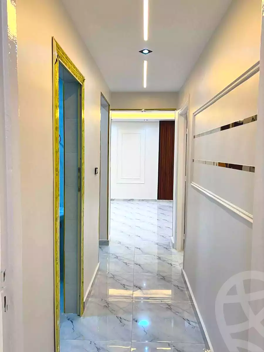https://aqarmap.com.eg/ar/listing/7291748-for-sale-alexandria-miami-el-sebaey-st