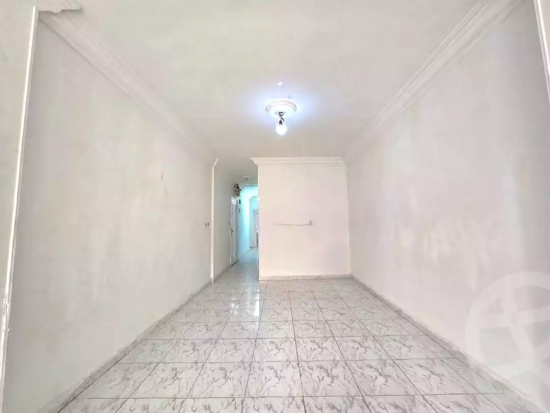 https://aqarmap.com.eg/en/listing/7291880-for-rent-alexandria-sydy-bshr