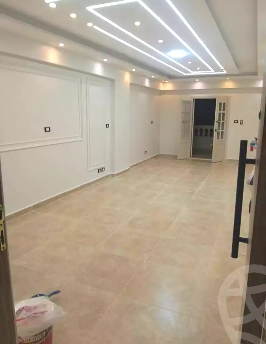 https://aqarmap.com.eg/ar/listing/7292180-for-sale-alexandria-al-agamy-el-hanouvel-radwan-st