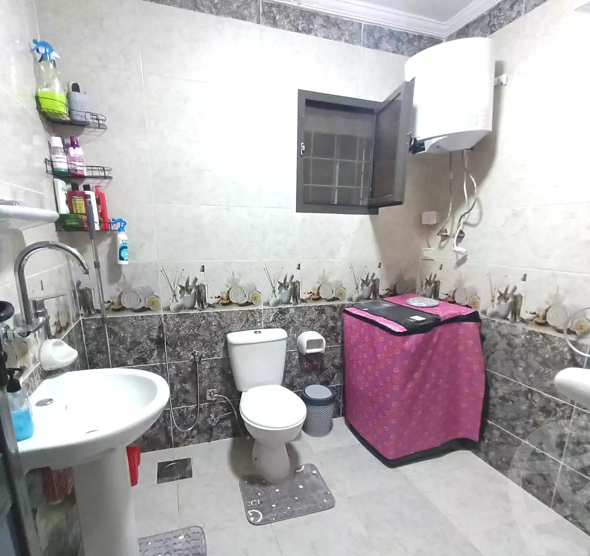 https://aqarmap.com.eg/en/listing/7292285-for-sale-alexandria-al-agamy-el-hanouvel