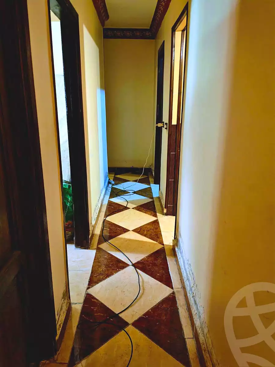 https://aqarmap.com.eg/ar/listing/7292346-for-sale-alexandria-moharram-bey-amir-el-bahr-st