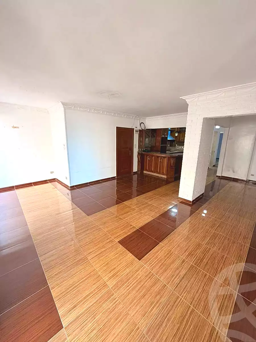https://aqarmap.com.eg/ar/listing/7292483-for-sale-alexandria-miami-iskandar-ibrahim-st