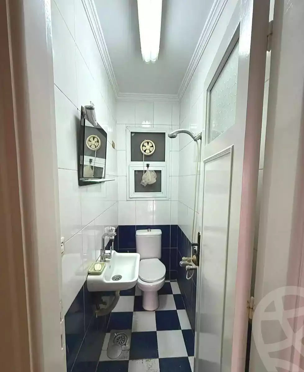 https://aqarmap.com.eg/ar/listing/7292575-for-sale-alexandria-sydy-bshr-tryq-ljysh
