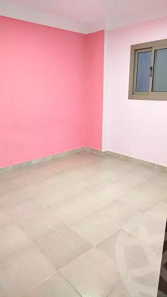 https://aqarmap.com.eg/en/listing/7292706-for-sale-alexandria-al-agamy-el-hanouvel-amin-eshak-st