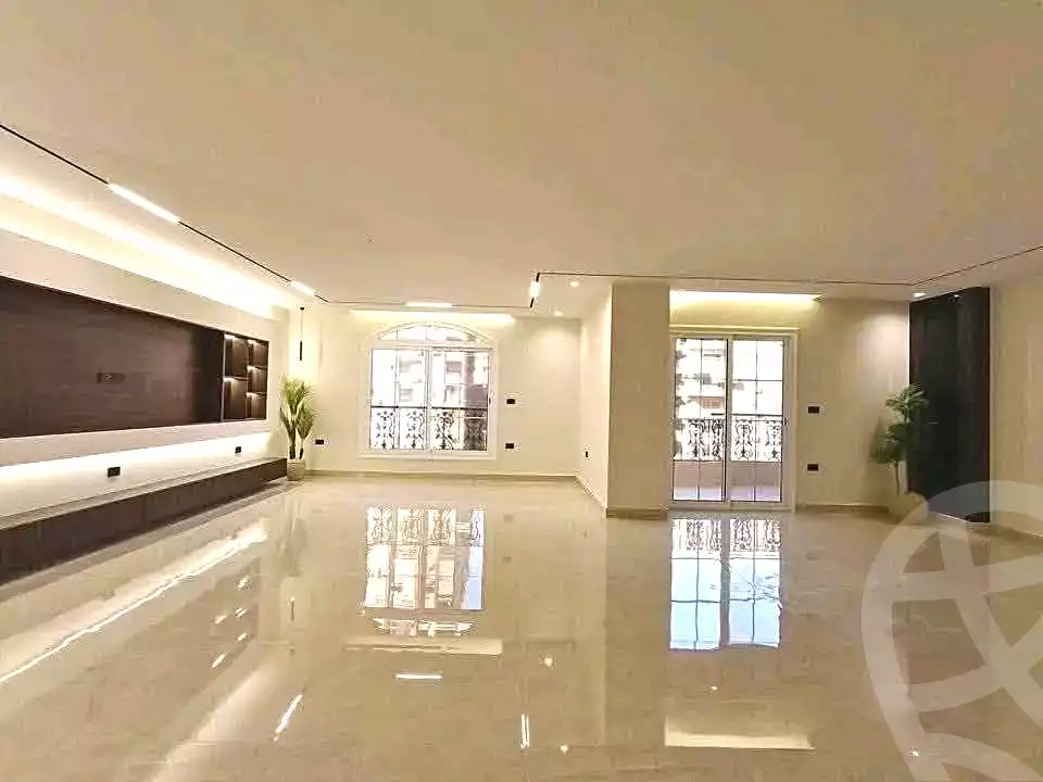 https://aqarmap.com.eg/ar/listing/7292971-for-sale-cairo-new-cairo-compounds-mayan-compound-stm