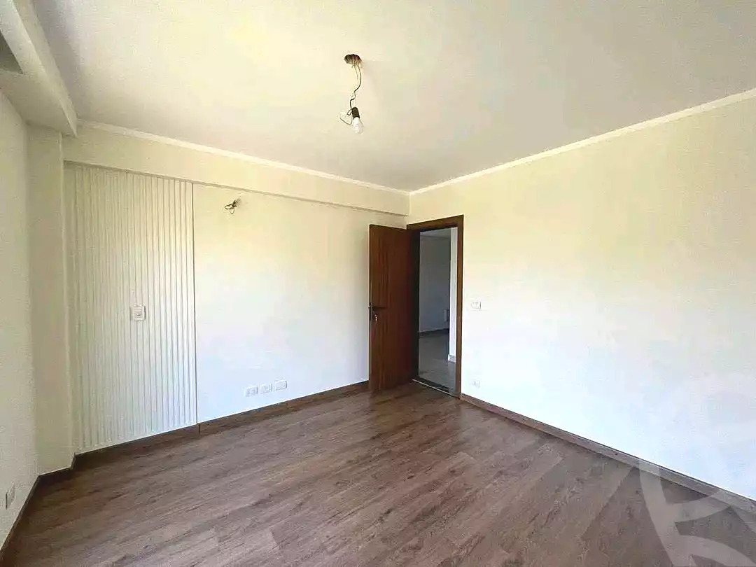https://aqarmap.com.eg/ar/listing/7293003-for-sale-cairo-new-cairo-compounds-mayan-compound-stm