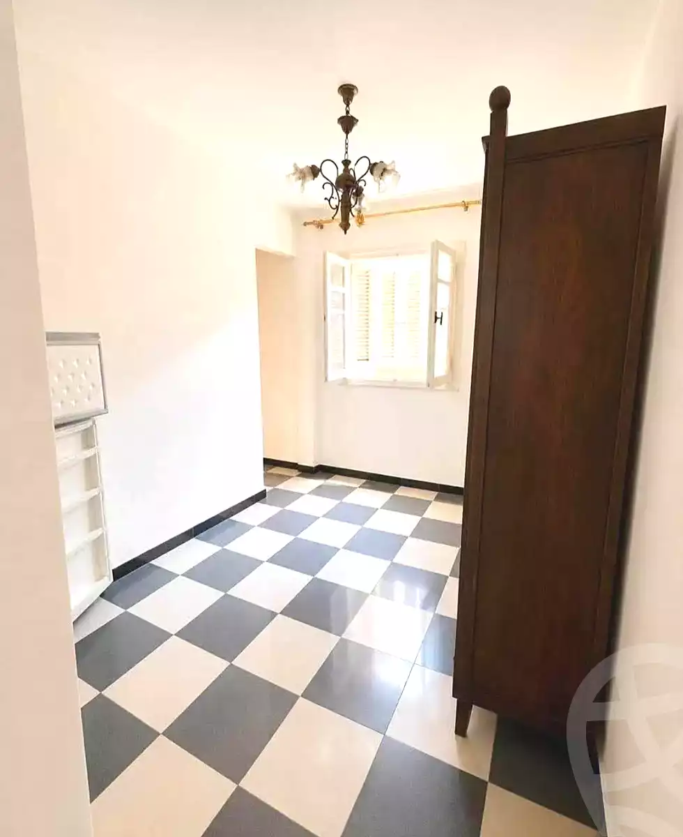 https://aqarmap.com.eg/en/listing/7293277-for-sale-alexandria-lsywf-shamaa