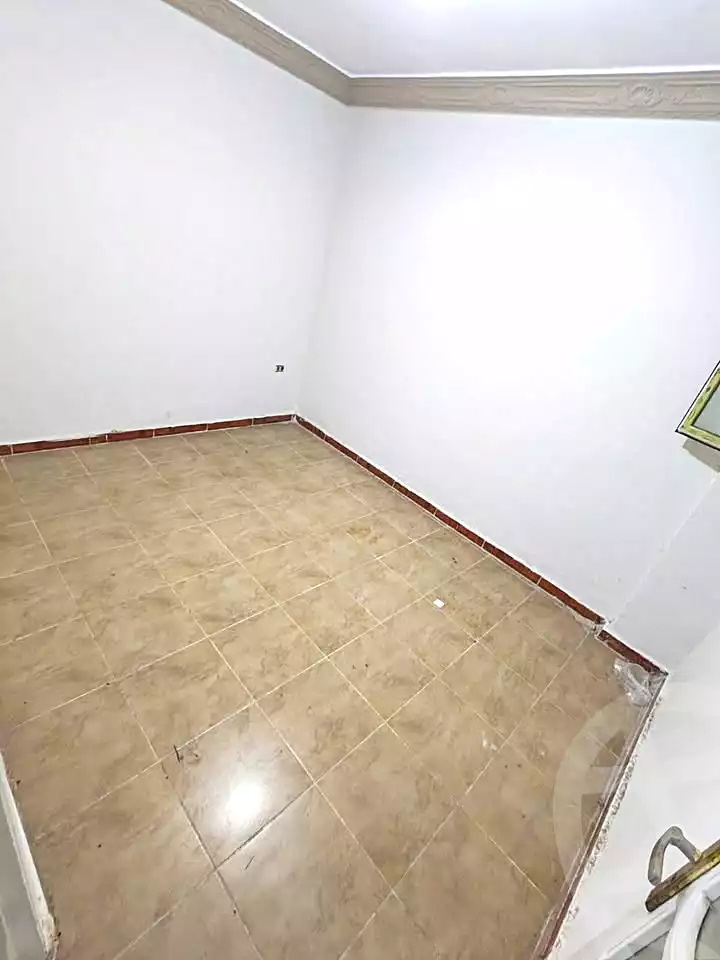 https://aqarmap.com.eg/ar/listing/7293447-for-sale-alexandria-al-agamy-el-hanouvel-el-salam-st