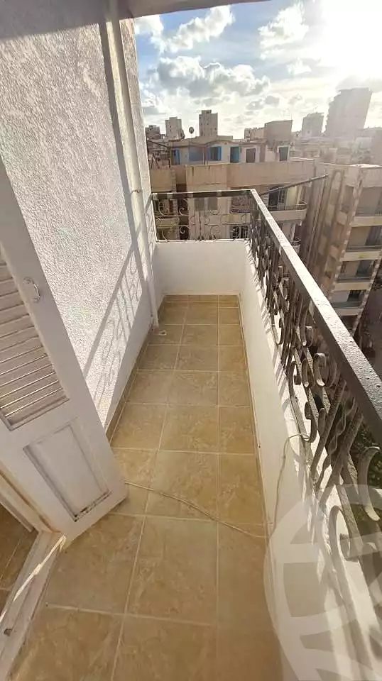 https://aqarmap.com.eg/ar/listing/7293592-for-sale-alexandria-al-agamy-shataa-el-nakheel