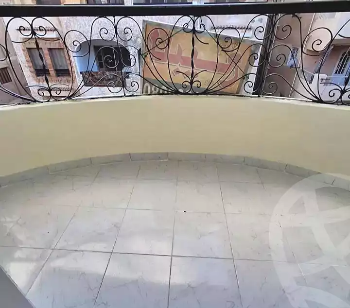 https://aqarmap.com.eg/ar/listing/7293887-for-sale-alexandria-al-agamy-shataa-el-nakheel
