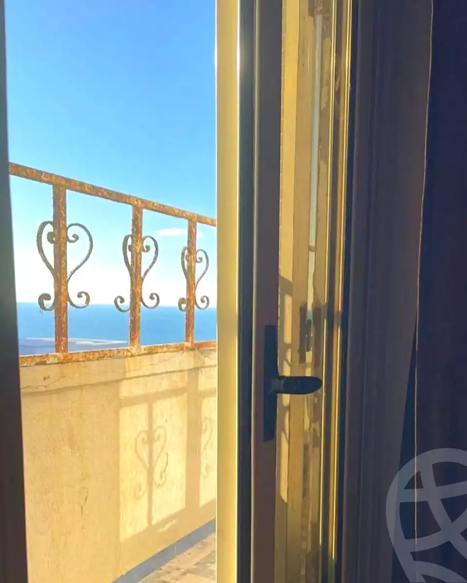 https://aqarmap.com.eg/ar/listing/7293981-for-sale-alexandria-camp-cesar