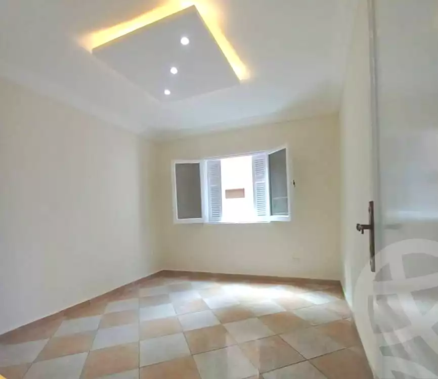 https://aqarmap.com.eg/ar/listing/7294004-for-sale-alexandria-el-asafra-shr-45
