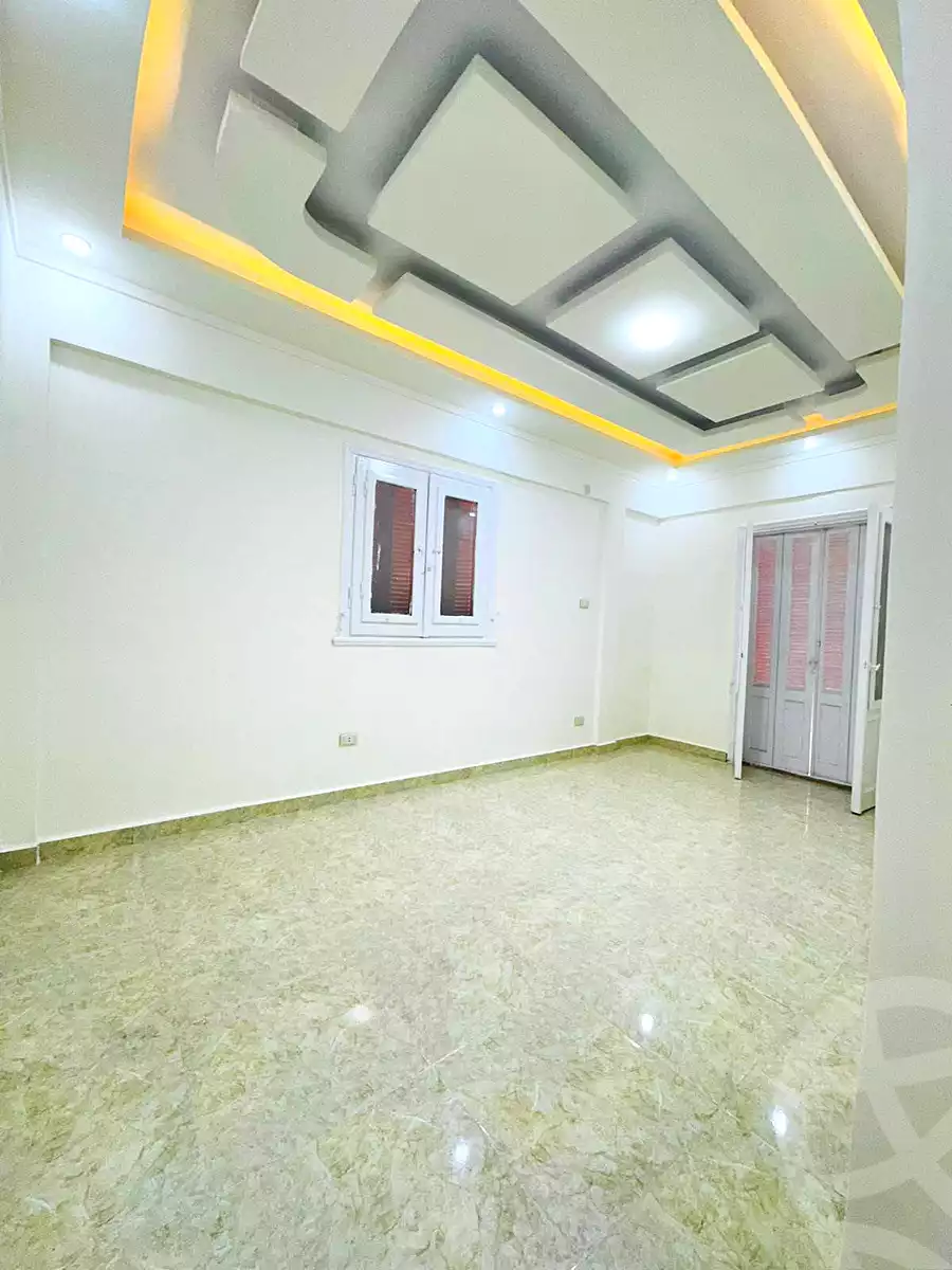 https://aqarmap.com.eg/ar/listing/7294124-for-sale-alexandria-al-agamy-shataa-el-nakheel