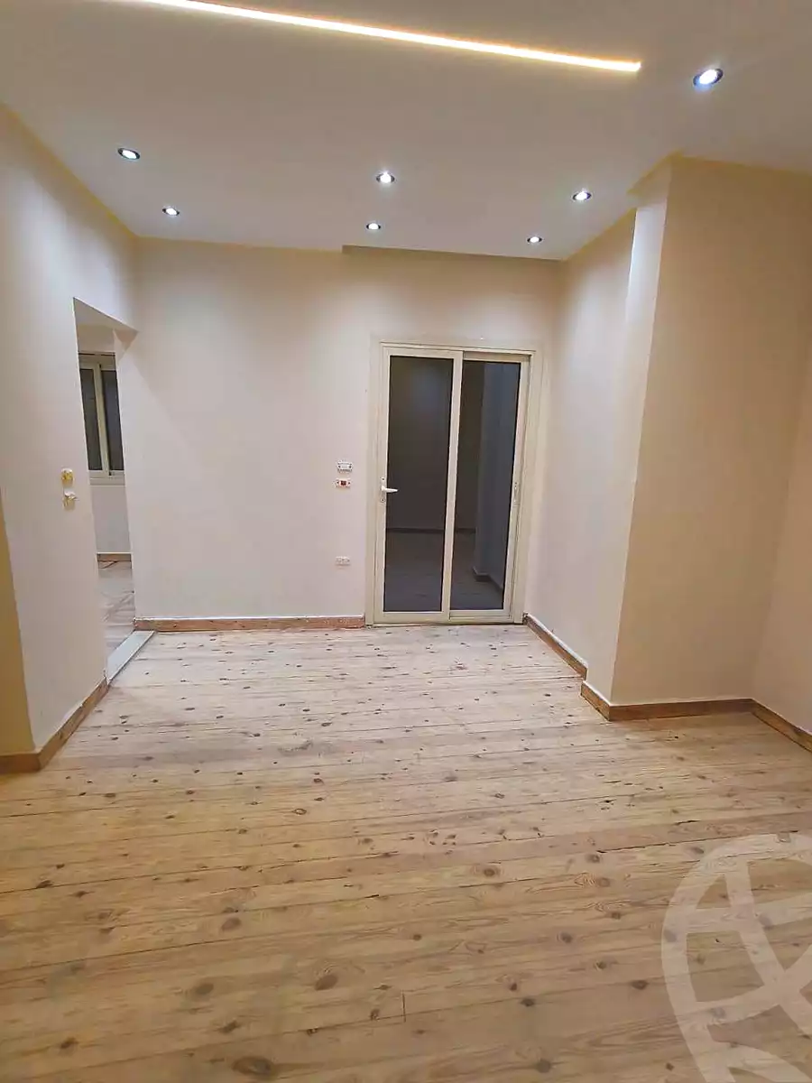 https://aqarmap.com.eg/ar/listing/7294127-for-sale-alexandria-cleopatra