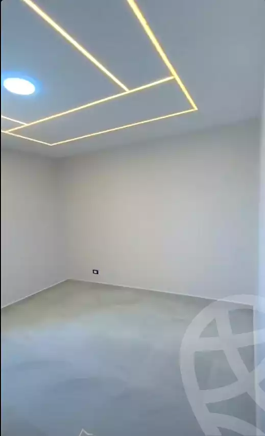 https://aqarmap.com.eg/ar/listing/7294480-for-sale-alexandria-miami-el-gaish-rd-st